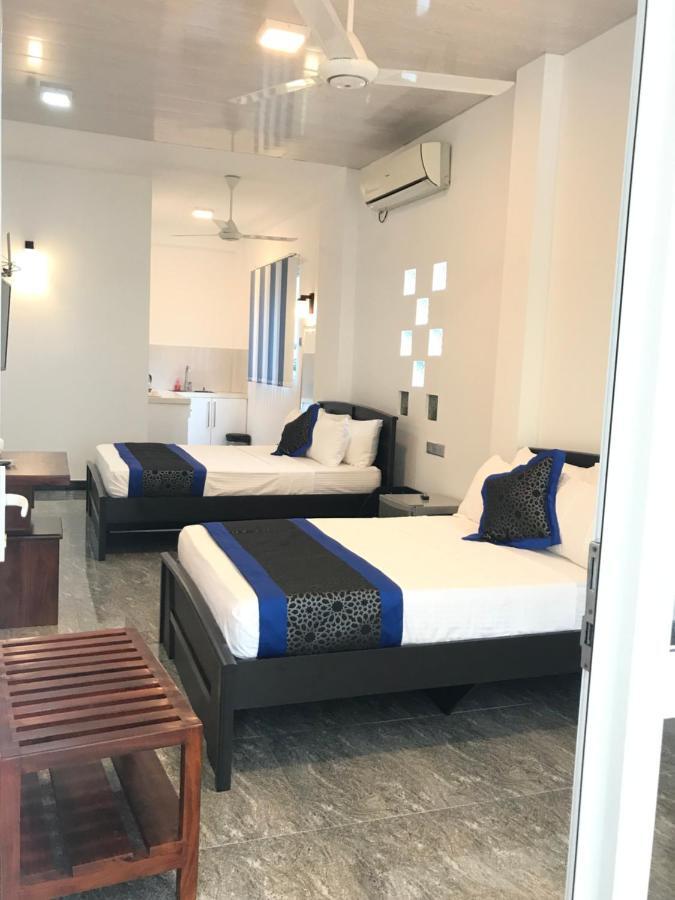 Duvi'S Shelter Bungalow Colombo Exterior photo